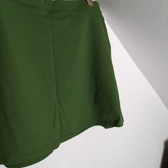 WEWOREWHAT Active Tennis Workout Skort Court Green NEW Size M - Picture 5 of 7